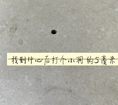 海淀瓷砖空鼓维修公司专业解答在瓷砖铺贴过程中，如果砂料搅拌不均匀，将会带来以下问题